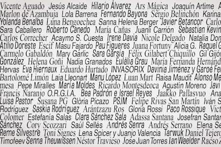 Papel engomado, una cajetilla de